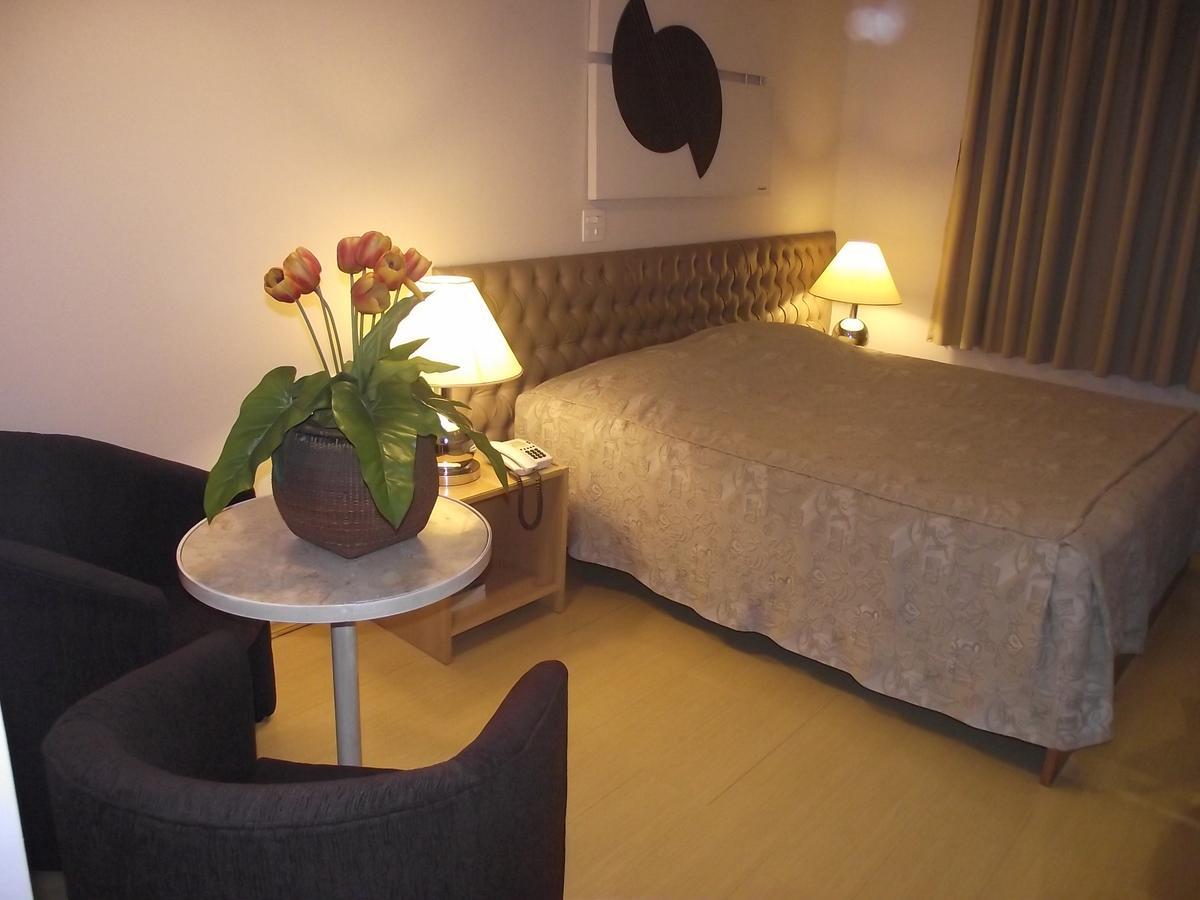 Augustus Plaza Hotel 상조제두히우프레투 외부 사진