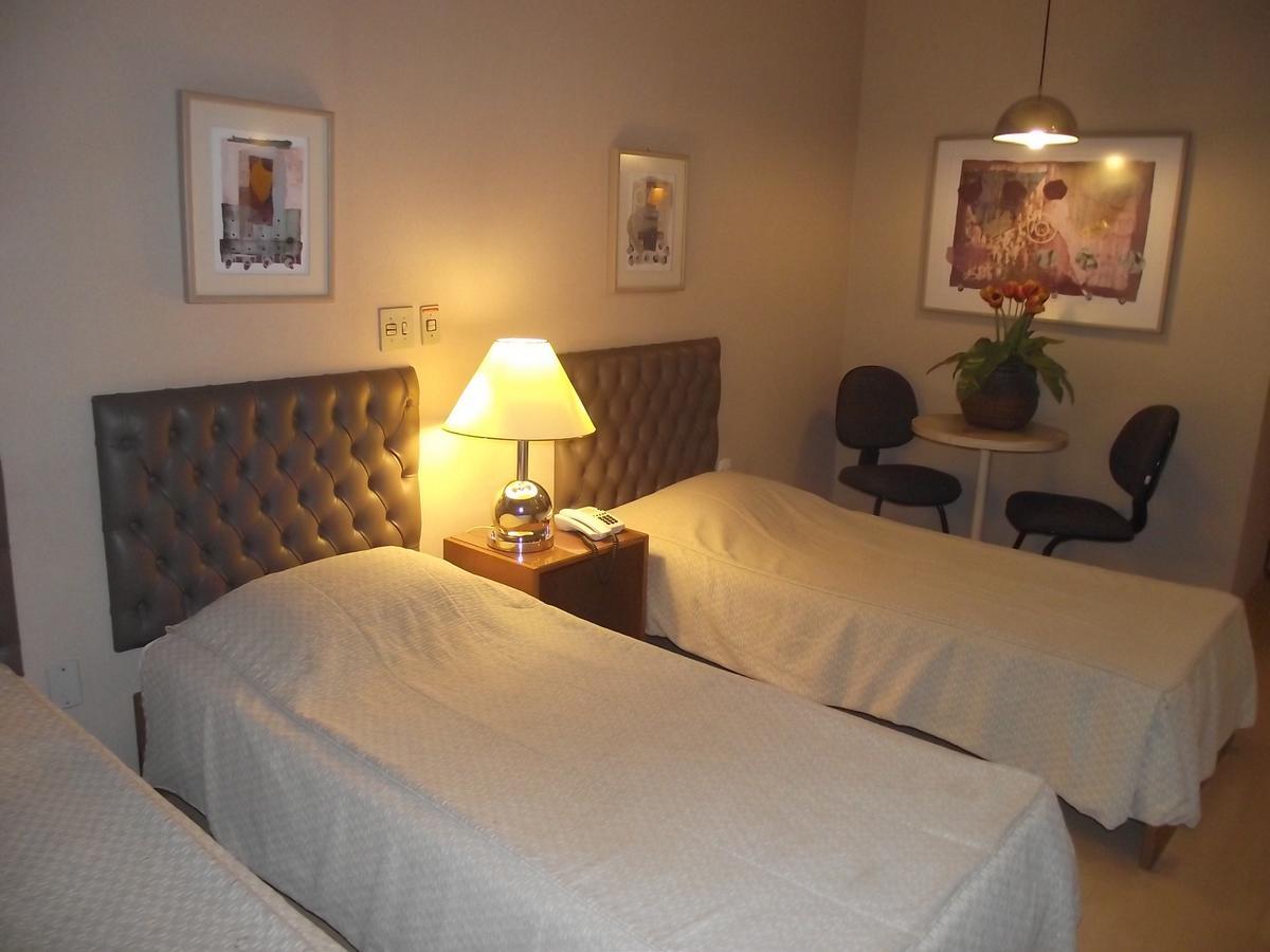 Augustus Plaza Hotel 상조제두히우프레투 외부 사진